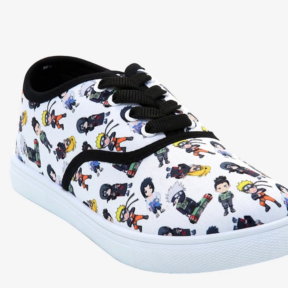 Naruto White Lace Up Shoes Size 7 NWT